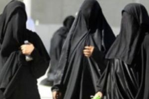 Altă REVOLUȚIE în ARABIA SAUDITĂ – femeile SOLDAT