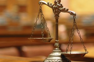 Peste 1.000 de magistraţi au semnat în week-end o scrisoare deschisă pentru susţinerea independenţei Justiţiei