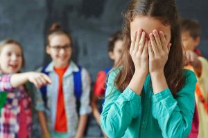 Campanie anti-bullying în şcolile din Sibiu. Cum vor autorităţile să oprească fenomenul