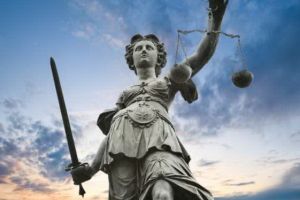 Scrisoare deschisă a magistraţilor: „Atacuri fără precedent la adresa a numeroşi judecători şi procurori”