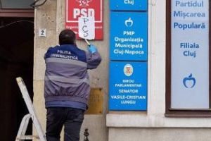 Percheziţii după vandalizarea sediului PSD Cluj. Un bărbat a fost dus la audieri