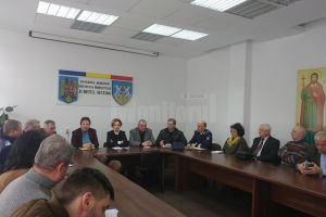 Prefectura Suceava le-a solicitat primarilor monitorizarea persoanelor care necesită dializă, ...