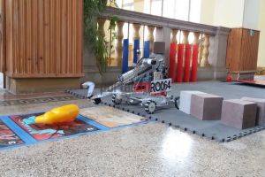 FOTO&VIDEO. Echipa de robotică de la Colegiul Brătianu, la concursul naţional. Are nevoie de ajutor