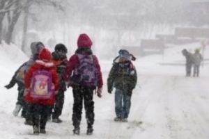 Autorităţile au decis: Nu vor fi cursuri în şcolile din Bucureşti toată săptămâna