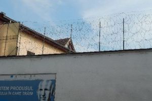 Bărbat condamnat pentru abandon de familie, trimis după gratii!