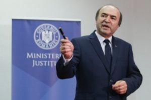 Ministrul Justiţiei, 'SĂGEŢI' către Kovesi şi Lazăr: Mesaj DUR către şefii celor două instituţii