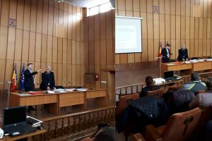 Şefii SVSU/SPSU din judeţul Harghita, instruiţi în sala de şedinţe a Consiliului Judeţean