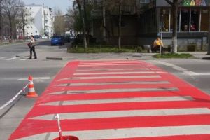 La Ploiesti vor fi amenajate 19 treceri pentru pietoni supraînălţate. Vezi pe ce strazi