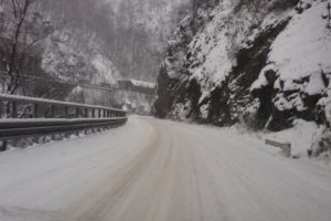 Defileul Jiului, ca o pistă de săniuş cu două sensuri