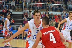 Laci Lazar a revenit la CSM CSU Oradea. 