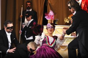 „Bal mascat” deschide Luna Mărţişorului la Opera Braşov