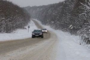 Recomandări pentru circulaţia în siguranţă, pe timp de iarnă