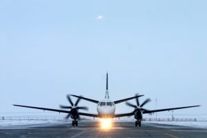 Tarom vrea sa ia locul Blue Air si ar putea introduce curse aeriene Timisoara-Iasi si Timisoara-Cluj