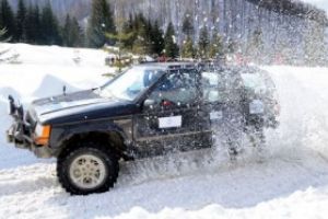 O noua editie a Raliului Zapezii. Jandarmii maramureseni asigura ordinea