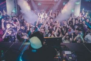 Decizie radicală într-un club din Cluj: fără paie la drink-uri