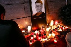 Un ZIARIST, care scria despre CORUPȚIE în politică, a fost UCIS. Premierul anunţă o recompensă de UN MILION de euro pentru informaţii