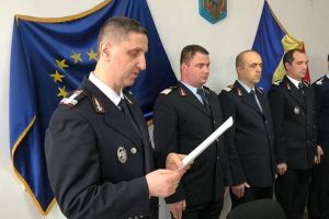 FOTO: Un ofiţer şi  3 subofiţeri de la ISU Alba, avansaţi în grad, de Ziua Protecţiei Civile din România