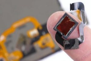 Ştiţi cum arată noul senzor de amprente poziţionat sub ecranul telefoanelor mobile? Video în articol