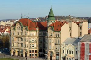 Palatul Vulturul Negru, iar în şantier: Primăria vrea să finalizeze reabilitarea monumentului cu bani europeni