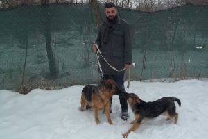 Terapie cu animale pentru copiii cu dizabilităţi