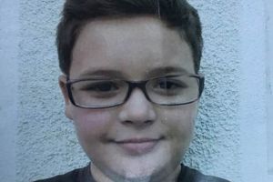 Căutări DISPERATE în judeţul Arad! Un copil de 13 ani a DISPĂRUT de acasă