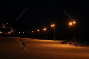 Se poate schia şi de Mărţişor pe Pârtia Cocoş, inclusiv în nocturnă