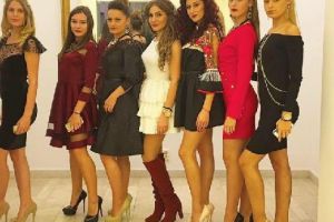 FOTO – EXCLUSIV! Secretele senzualităţii vestimentare, dezvăluite de designerul vestimentar Maria Toncean. Tendinţele anului 2018 în modă