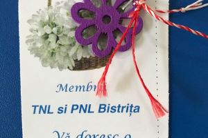 PNL Bistriţa împarte 2018 mărţişoare: Dăruim simbolul primăverii