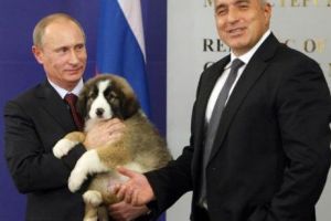 Bulgaria stă pe un BUTOI de PULBERE. SCANDAL de CORUPŢIE la vârf