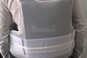 Poliţiştii suceveni, dotaţi cu veste antiînjunghiere şi antiglonţ