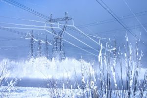 Nouă localităţi fără electricitate şi un drum judeţean închis în Harghita