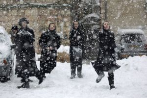 Soare în prima zi de primăvară – De vineri se schimbă din nou vremea