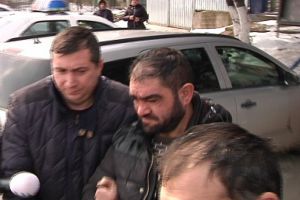 Și-a ucis fosta iubită cu 20 de lovituri de cuţit