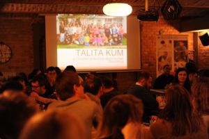 Evenimentele Charity Quiz Night au strans 10.000 lei; banii vor fi folositi in scopuri caritabile