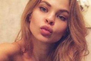 PROSTITUATA care ameninţă să DEZVĂLUIE legătura Trump – Putin