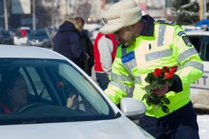 Poliţiştii, jandarmii şi agenţii locali au dat amenzi cu… şnur