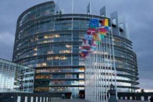 ESTE OFICIAL! Parlamentul European a votat sancţionarea Poloniei în baza articolului 7 al Tratatului de la Lisabona. Informaţii de ULTIMĂ ORĂ!