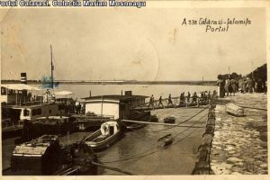 Tragedia din portul Calarasi:  O nava militara scufundata