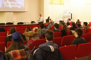 TÂRGOVIȘTE: Caravana IT – Cariera ta în Fintech, sesiuni de speaking adresată elevilor de liceu