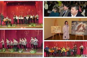 FOTO: Spectacol de Ziua Mărţişorului, la Casa de Cultură din Cugir. Muzică, dans şi teatru, susţinute cu ocazia zilei de 1 Martie