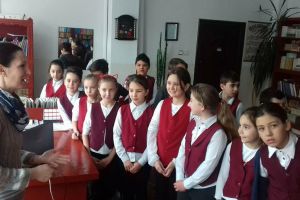 La Școala ,,Domniţa Maria” primavara a debutat cu Ziua portilor deschise!