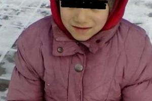Cazul fetiţei de 6 ani din Vaslui trimisă la cerşit pe ger, anchetat de Protecţia Copilului