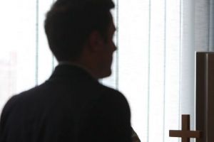 A încălcat ordinul judecătoresc şi şi-a agresat concubina!