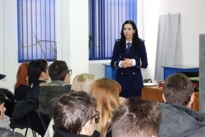 „Dăruim / dorim Atenţie Sporită”, o activitate a Direcţiei de Asistenţă Socială pentru elevii de la „Saligny”