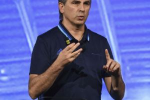 Lupescu, eliminat din cursă?