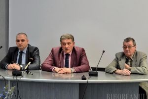 Comitetul local de iniţiativă al noului partid Pro România lansează filiala Bihor cu două „recrutări” de la PSD şi ALDE