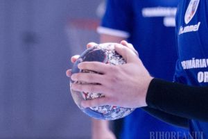 Handbaliştii de la CSM Oradea primesc, sâmbătă, replica echipei ADEP Satu Mare