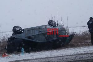 FOTO. Accident în Păulian. Trei femei au ajuns la spital