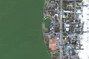 Bloc de opt etaje ridicat in zona hotelului Caraiman din Mamaia, modificat