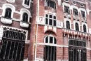 Mai dispare o ruină din Centrul istoric al Băilor Herculane. Armata se tratează!